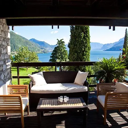 Sleeps 12 With Pool Villa Olgiasca