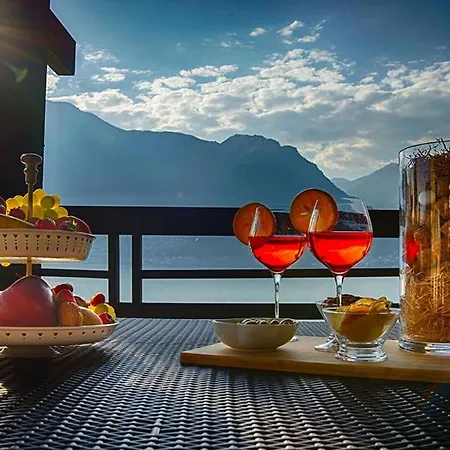 Sleeps 12 With Pool Olgiasca